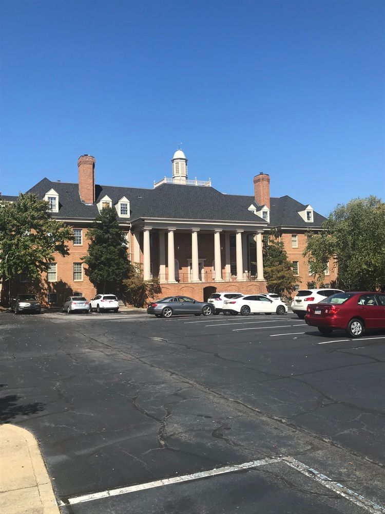 PRIME OFFICE SPACE FOR LEASE-MARIETTA, GA: 1900 Leland Dr SE, Marietta, GA 30067